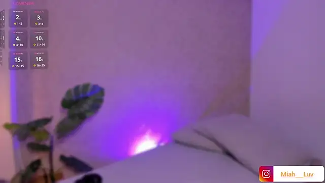 miah luv online show from March 2026 07:53:01 PM