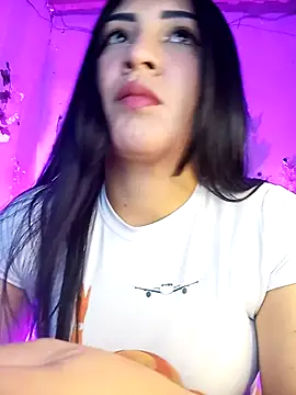 Emy cutee online show from February 2026 01:17:01 PM