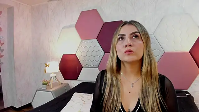 Snapshot of AriaRous chatting on July 2026 02:30:02 PM AriaRous online show from July 2026 02:30:02 PM