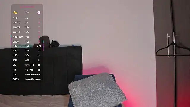 santinaughty online show from February 2026 01:10:02 AM