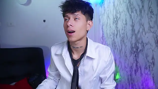 Snapshot of Jake_beach_ chatting on December 2025 01:22:02 AM Jake beach online show from December 2025 01:22:02 AM