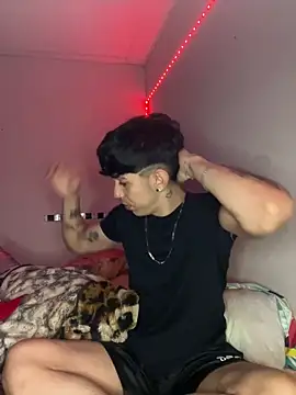 Snapshot of wil_hot chatting on November 2025 05:10:01 AM wil hot online show from November 2025 05:10:01 AM