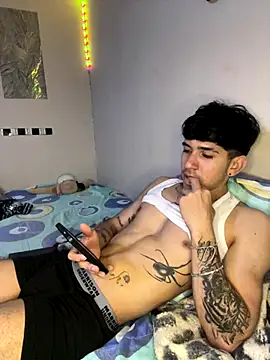 wil hot online show from December 2025 03:46:02 AM