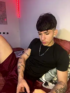 wil hot online show from January 2026 04:12:02 PM