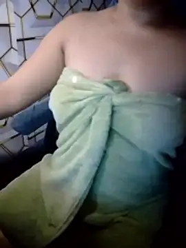 your bootybabe1998 online show from January 2026 12:04:01 AM