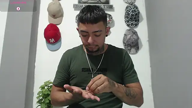 BASTIAN NICOLAS  online show from February 2026 05:51:02 PM