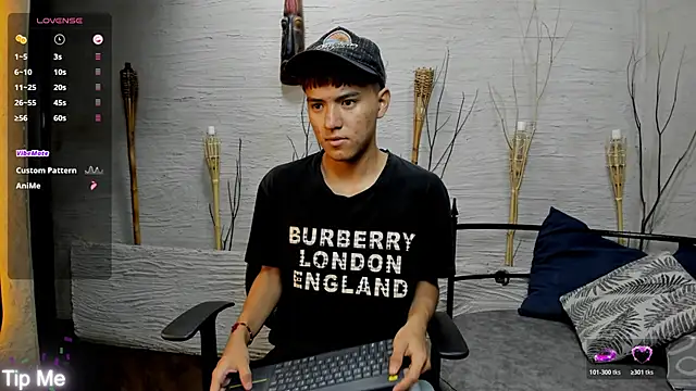 isaac grimm online show from April 2026 08:09:02 PM