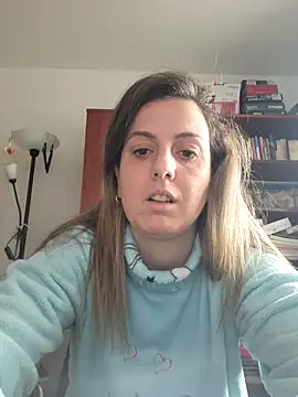 Snapshot of Sareyxon chatting on November 2025 11:25:01 AM Sareyxon online show from November 2025 11:25:01 AM