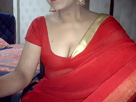 Hotronita123 online show from July 2026 05:22:02 PM