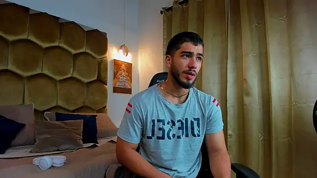 Franco banderas online show from February 2026 11:07:02 AM