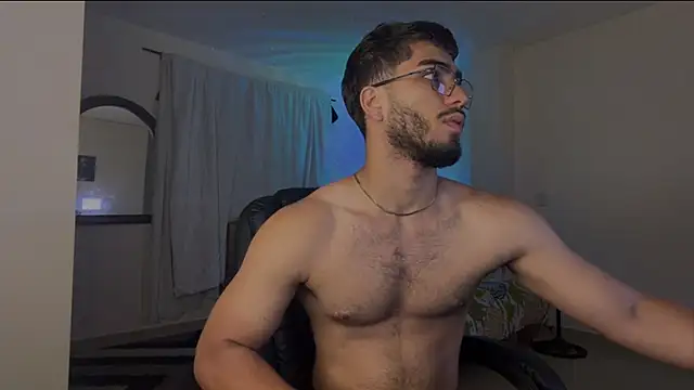 Franco banderas online show from April 2026 09:04:02 PM