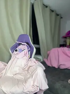 Snapshot of Stormi_Thompsonn_ chatting on December 2025 03:01:01 AM Stormi Thompsonn online show from December 2025 03:01:01 AM