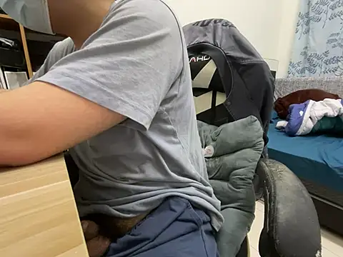 hiiiizzzz online show from February 2026 05:19:02 PM