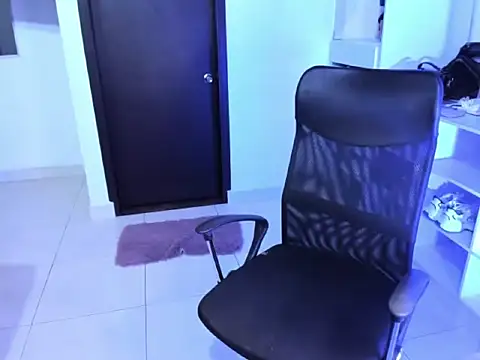 cristina697 online show from December 2025 12:49:02 AM