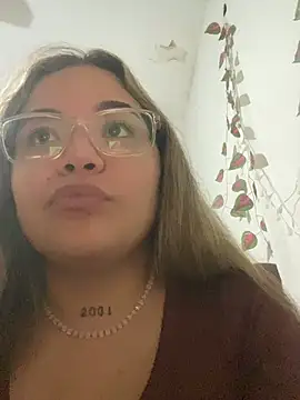 Lindalatina2001 online show from March 2026 01:49:02 AM