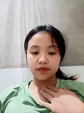 Pretty-haert online show from April 2026 12:38:02 AM