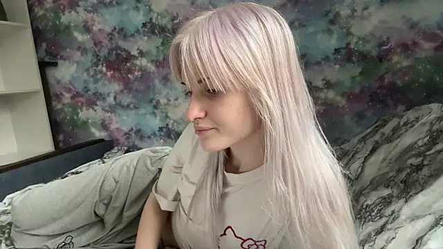 CelenFomes online show from February 2026 06:10:02 AM