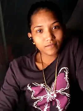 Snapshot of Hot_Mira01 chatting on November 2025 07:07:02 PM Hot Mira01 online show from November 2025 07:07:02 PM