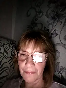 MichelleLove48 online show from April 2026 07:31:02 PM