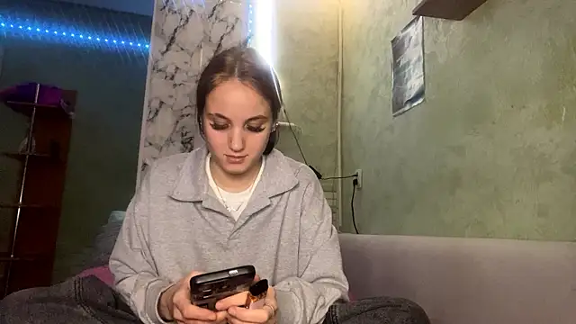 StacyHoyles online show from January 2026 12:31:01 PM