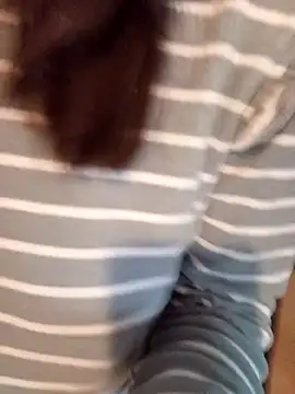 gatitachula93 online show from April 2026 06:05:02 PM