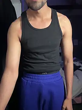 Snapshot of fitboy_xxx chatting on December 2025 07:42:02 PM fitboy xxx online show from December 2025 07:42:02 PM