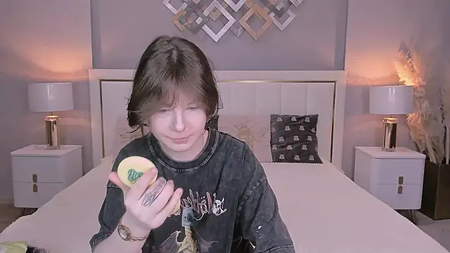 YONA WINK online show from March 2026 08:14:01 PM