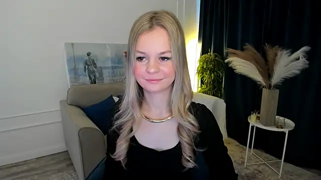 MidnighteAura online show from April 2026 03:57:02 AM