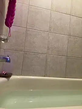 Snapshot of BamaBoi40AL chatting on January 2026 12:26:01 AM BamaBoi40AL online show from January 2026 12:26:01 AM