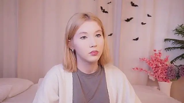 Snapshot of DonitaTerranova chatting on December 2025 08:41:01 AM DonitaTerranova online show from December 2025 08:41:01 AM