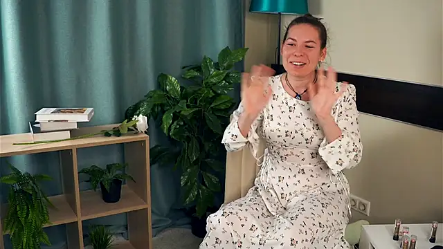 KourtneyFust online show from December 2025 09:25:01 AM