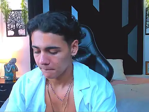 chris de la fonde online show from March 2026 03:29:01 PM