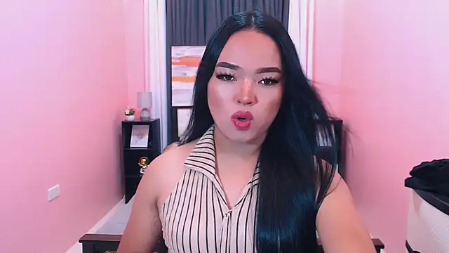 Fantacyloverr online show from March 2026 10:17:03 PM