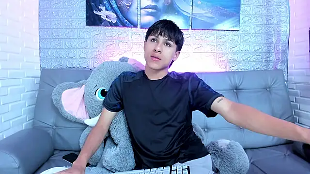 StormLuxX online show from February 2026 06:41:01 PM