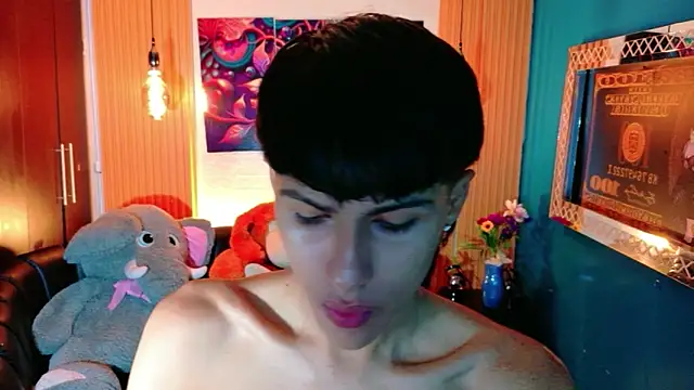 Snapshot of StormLuxX chatting on May 2026 12:32:02 PM StormLuxX online show from May 2026 12:32:02 PM