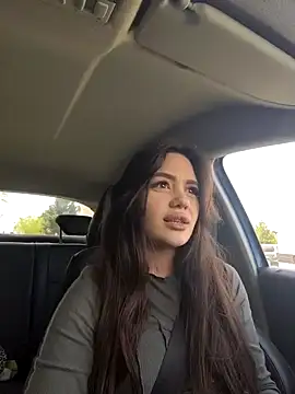 SiennaLuxexx online show from April 2026 09:40:01 AM