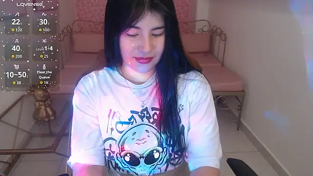 Nina harpper  online show from December 2025 01:20:02 PM