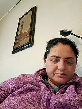 Snapshot of gini92 chatting on February 2026 07:01:01 AM gini92 online show from February 2026 07:01:01 AM