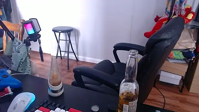 Snapshot of Longdforya chatting on February 2026 08:51:01 PM Longdforya online show from February 2026 08:51:01 PM