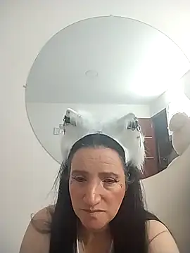 Andre cloefoxx  online show from March 2026 02:44:01 AM