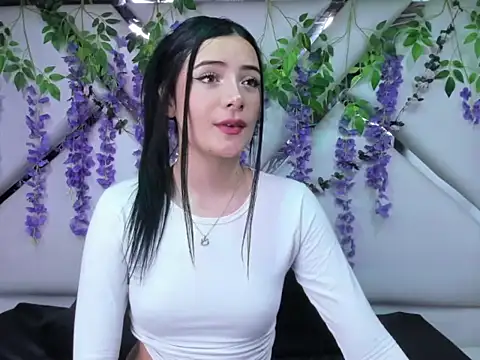 liinzy rouse69 online show from December 2025 02:56:01 PM