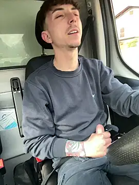 Snapshot of Davide9910x chatting on March 2026 08:29:01 AM Davide9910x online show from March 2026 08:29:01 AM