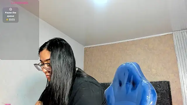 isa bellaax online show from January 2026 12:20:02 PM