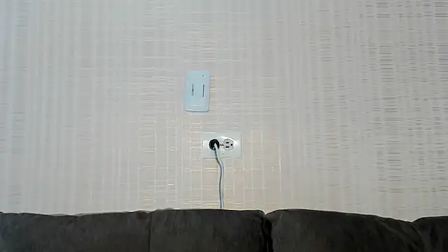 isa bellaax online show from January 2026 12:43:01 PM