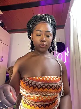 Cynthia es online show from April 2026 03:51:02 PM