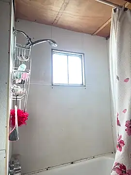 Imnotabatman45 online show from April 2026 11:16:01 PM