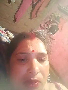 Your-shreya143 online show from February 2026 11:30:01 PM