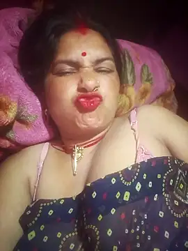 Your-shreya143 online show from April 2026 08:17:02 PM