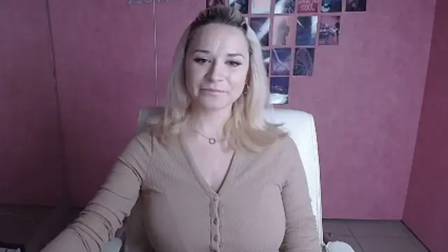 Melodie Aster online show from June 2026 05:21:02 AM