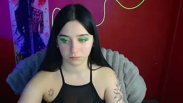 Lilu May online show from April 2026 01:51:02 PM